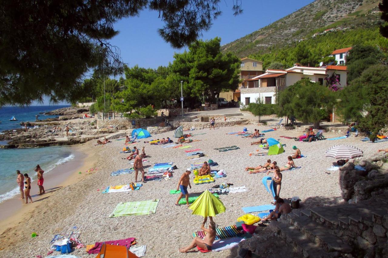 Apartments With A Parking Space Ivan Dolac, Hvar - 15784 Exterior foto
