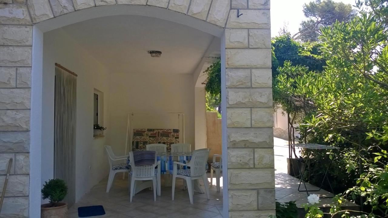 Apartments With A Parking Space Ivan Dolac, Hvar - 15784 Exterior foto